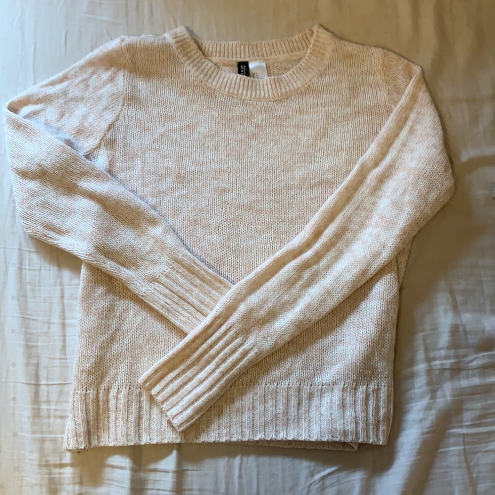 Small H&M Light Pink Sweater